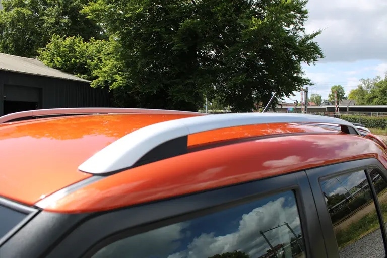Suzuki Ignis 1.2 Select, met Dakspoiler en Dealer Onderhouden! Achteruitrijcamera en hoge instap! afbeelding 31