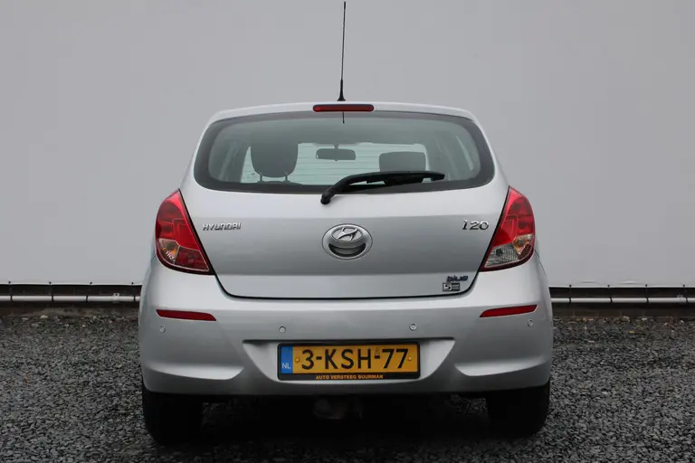 Hyundai i20 1.2i i-Motion 5-Deurs Afneembare Trekhaak, Airco, Parkeersensoren Achter, Radio/CD Speler afbeelding 8