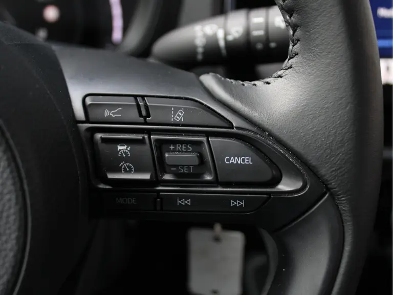 Toyota Aygo X 1.0 VVT-i S-CVT Pulse Automaat Achteruitrijcamera, Cruise Control Adaptief, Airco, Stoelverwarming voor afbeelding 28