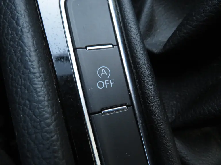 Volkswagen Golf 1.2 TSI Highline, Trekhaak, Parkeersensoren, Navigatie afbeelding 23