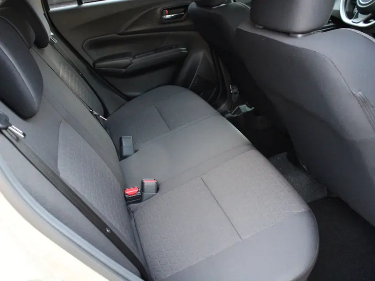 Suzuki Swift 1.2 Style Smart Hybrid 82PK 5DRS Navigatie, Parkeerhulp achter, Camera Achter, Lichtmetalen velgen afbeelding 35