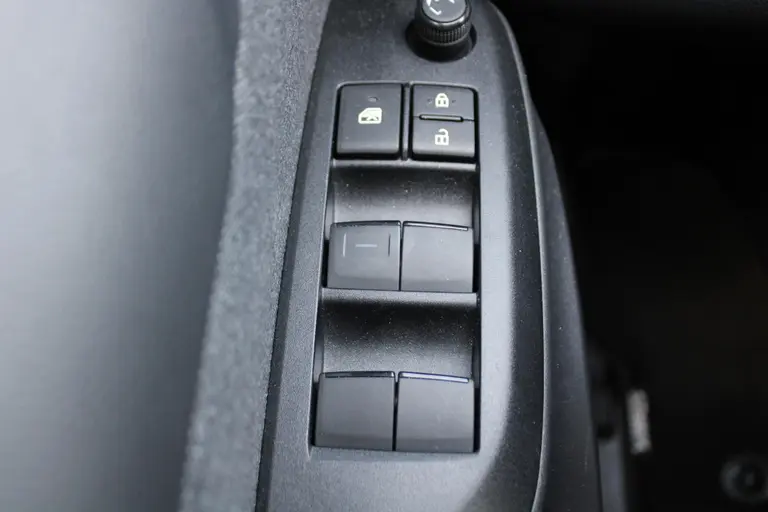 Toyota Yaris 1.5 Hybrid Dynamic Cruise Control Adaptief, achteruitrijcamera, Keyless Entry afbeelding 32