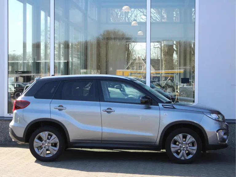 Suzuki Vitara 1.5 Hybrid Select AllGrip Automaat Multimediasysteem, Cruise control adaptief, Climate control, Parkeercamera, Stoelverwarming afbeelding 3