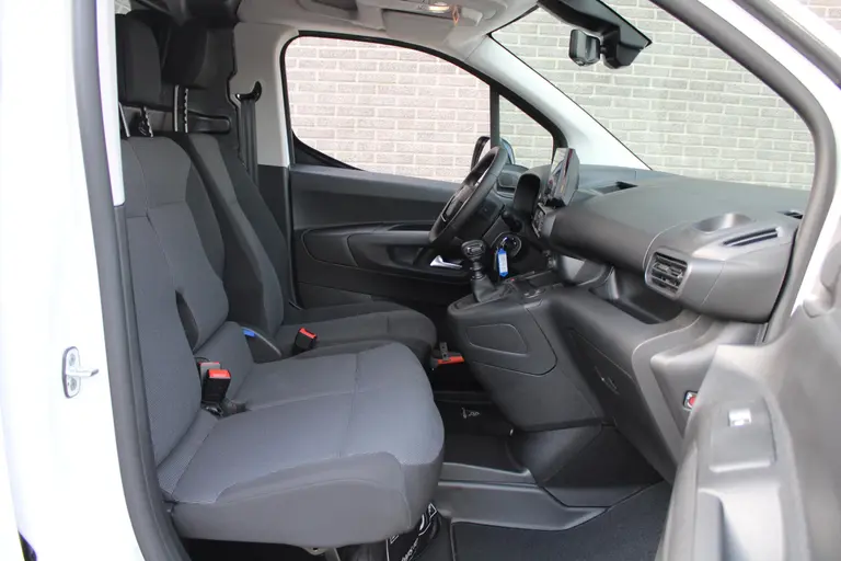 Citroën Berlingo 1.5 BlueHDi 100 S&S L2 Dodehoek detectie, Stoelverm., Achteruitrijcamera, Airco, Navigatie, Digitaal display afbeelding 15