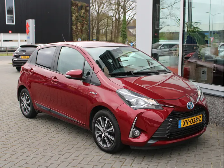 Toyota Yaris 1.5 Hybrid Y20 Automaat Trekhaak, Parkeercamera, Climate control, Cruise control, Lichtmetalen velgen afbeelding 4