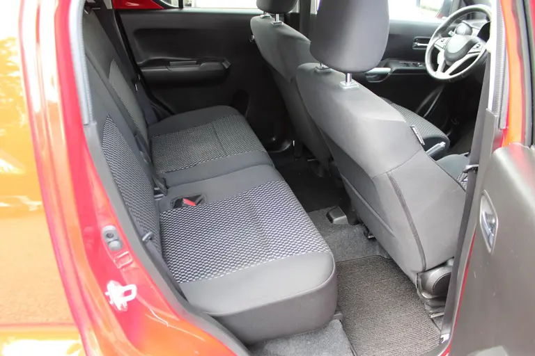 Suzuki Ignis 1.2 Smart Hybrid Style, Trekhaak, 1e Eig. Keyless, Navigatie en Dealer onderhouden! afbeelding 11