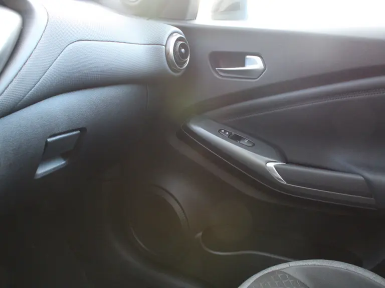 Nissan Juke 1.6 Hybrid 143PK N-Design Automaat Navigatie,  Achteruitrijcamera, Keyless Entry & Start, Stoel & Stuurverwarming, Parkeersensoren Voor & Achter afbeelding 37