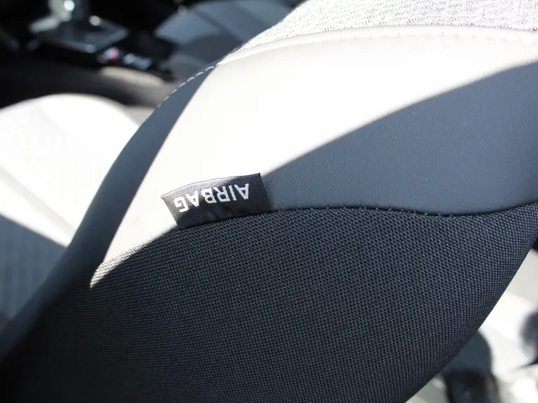 Peugeot 208 Allure 1.2 PureTech 100PK Navigatie, Camera achter, Apple Carplay/Android auto afbeelding 42