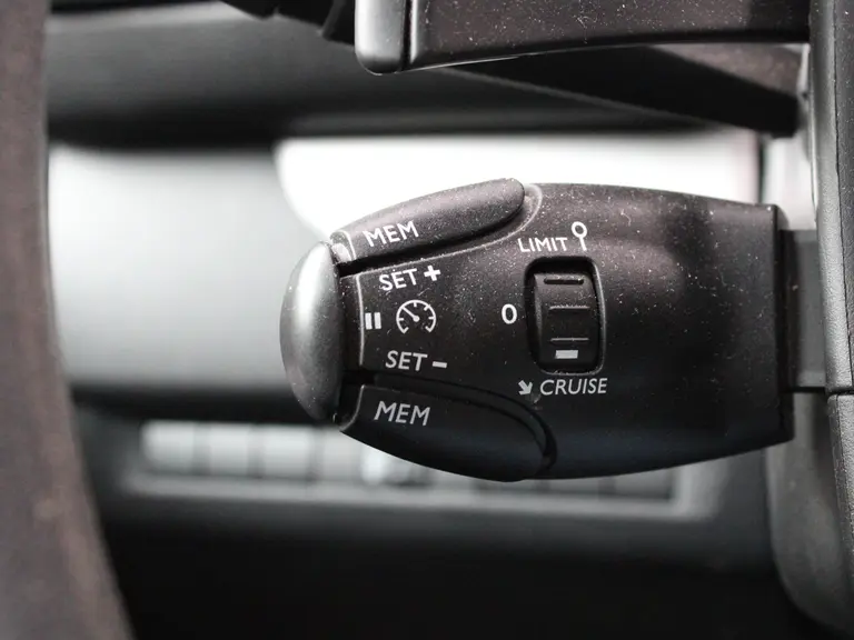 Peugeot Expert 2.0 BlueHDI 145PK EAT8 Automaat Standard Asphalt Navigatie, Trekhaak, Achteruitrijcamera, Parkeersensor Achter, Climate Control, Cruise Control, Lederen Bekleding afbeelding 18
