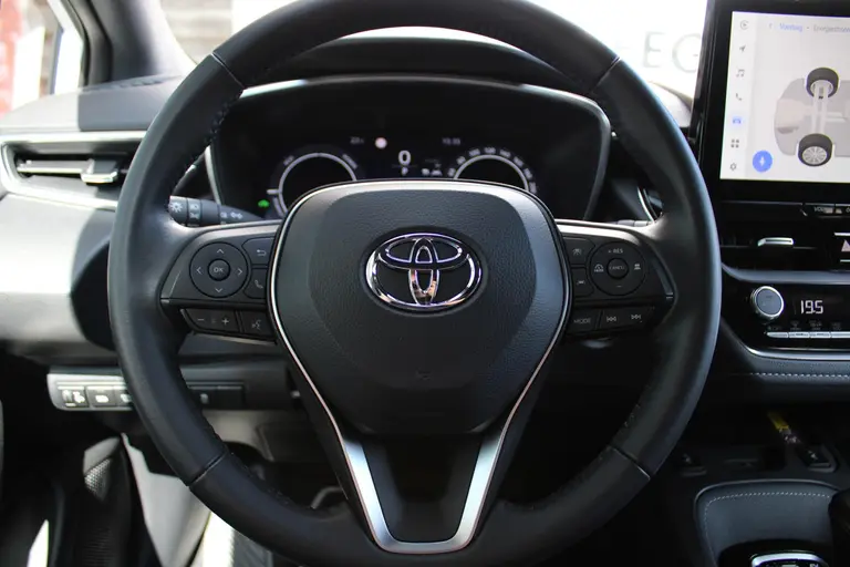 Toyota Corolla 1.8 Hybrid First Edition Automaat Achteruitrijcamera, Parkeersensoren Voor/Achter, Stoelverwarming, Cruise Control Adaptief, Climate Control afbeelding 27