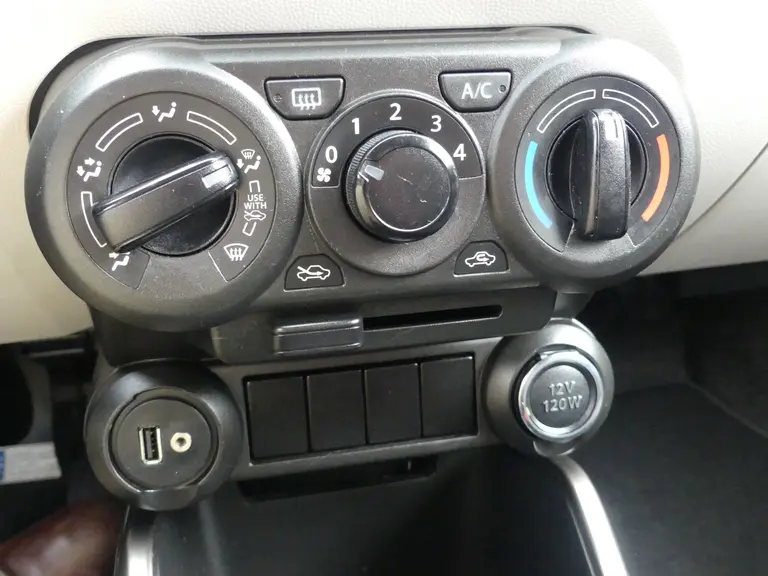 Suzuki Ignis 1.2 Select Intro Navigatie, Stoelverwarming, Airco afbeelding 20