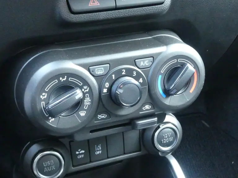 Suzuki Ignis 1.2 Smart Hybrid Select Navigatie via Applecarpl./Andr. Auto, 6 Jaar Garantie afbeelding 19