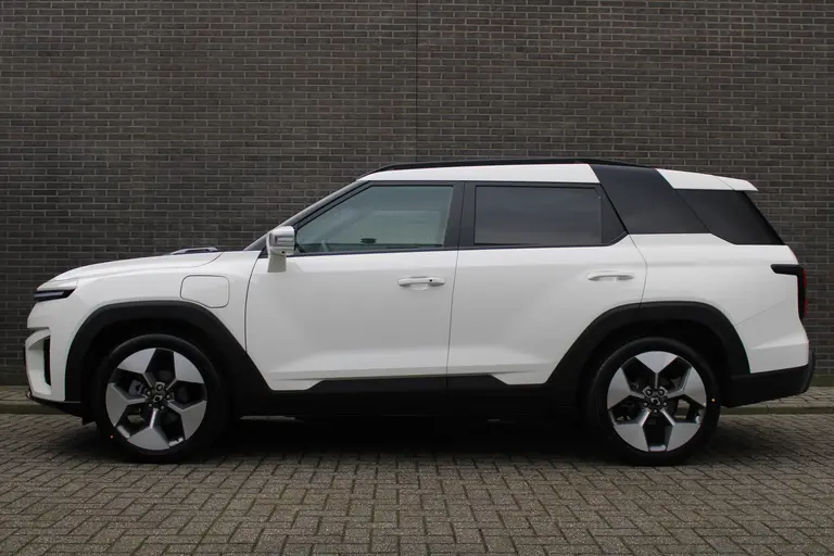KGM Torres EVX Titanium 73.4 kWh 207pk, Grand White, 20"inch LM velgen 7 jaar garantie! afbeelding 3