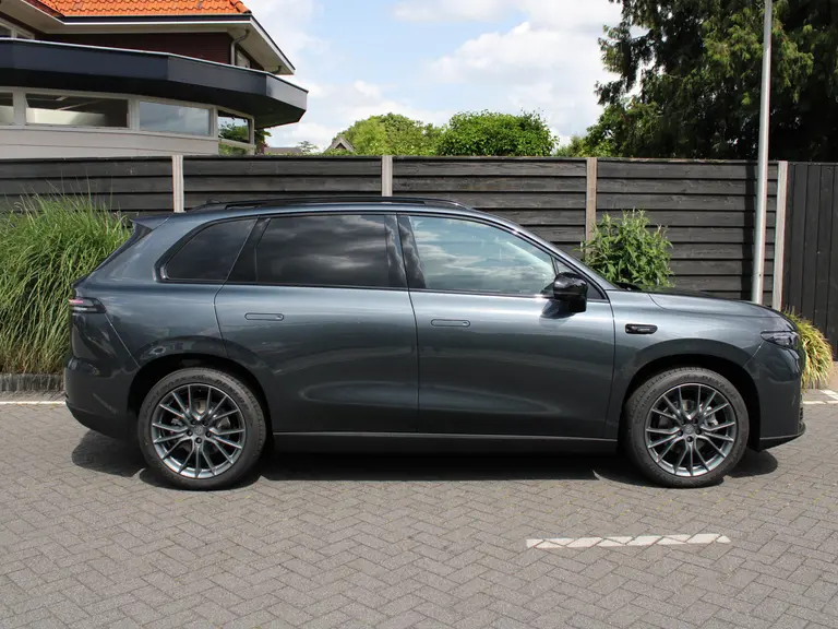 Leapmotor C10 Design 69.9 kWh Camera systeem rondom, Stoelverwarming/koeling, Panoramadak, Navigatie afbeelding 9