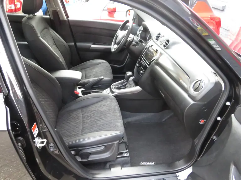 Suzuki Vitara 1.5 Hybrid Style AllGrip, Automaat, Panoramadak, Parkeersensoren, Alcantara/leer, ZEER COMPLEET! afbeelding 12