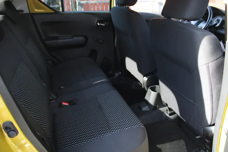 Suzuki Ignis 1.2 Smart Hybrid Select Stoelverwarming, Achteruitrijcamera, Airco, Verwarmde Buitenspiegels, Bluetooth afbeelding 17