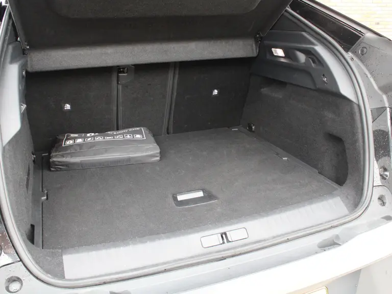 Peugeot 3008 1.2 Hybrid 136 Allure Automaat afbeelding 35