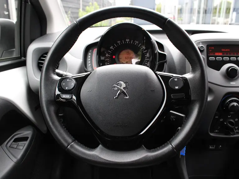 Peugeot 108 Active 1.0 e-VTi 72PK 5DRS Airco, Mistlampen Voor, Bluetooth, Elektrische Ramen Voor afbeelding 15