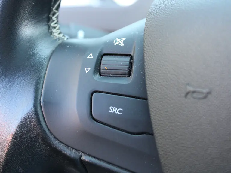Peugeot 208 1.2 PureTech Tech 110PK Edition 5-drs Parkeerhulp voor en achter met camera, Navigatie, Apple Carplay/AndroidAuto, Panoramadak afbeelding 36