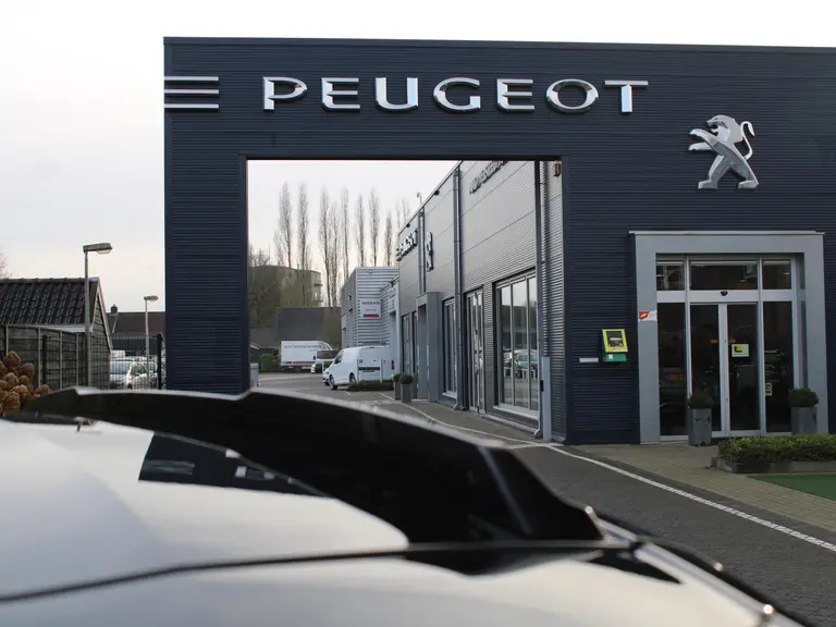 Citroën ë-C3 Max 44 kWh 113PK Boordlader 3 fasen, Navigatie, Achteruitrijcamera, Climate Control, Cruise Control, Draadloze Telefoonlader afbeelding 13