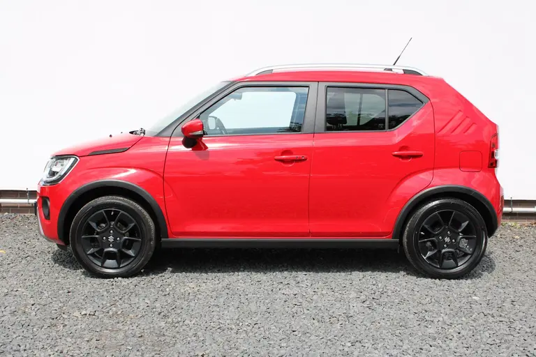 Suzuki Ignis 1.2 Smart Hybrid Style, Trekhaak, 1e Eig. Keyless, Navigatie en Dealer onderhouden! afbeelding 2