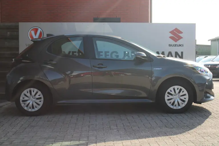 Toyota Yaris 1.5 Hybrid Active Automaat, Applecarplay/Androidauto, Cruise Control afbeelding 12