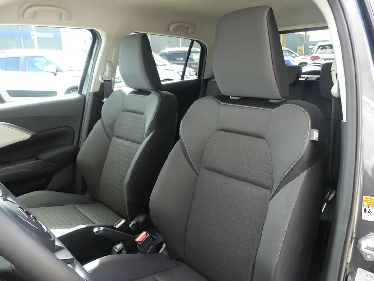 Suzuki Swift 1.2 Style Smart Hybrid, Automaat CVT Navigatie, Stoelverwarming, Camera, Apple CarPlay, Android Auto afbeelding 8