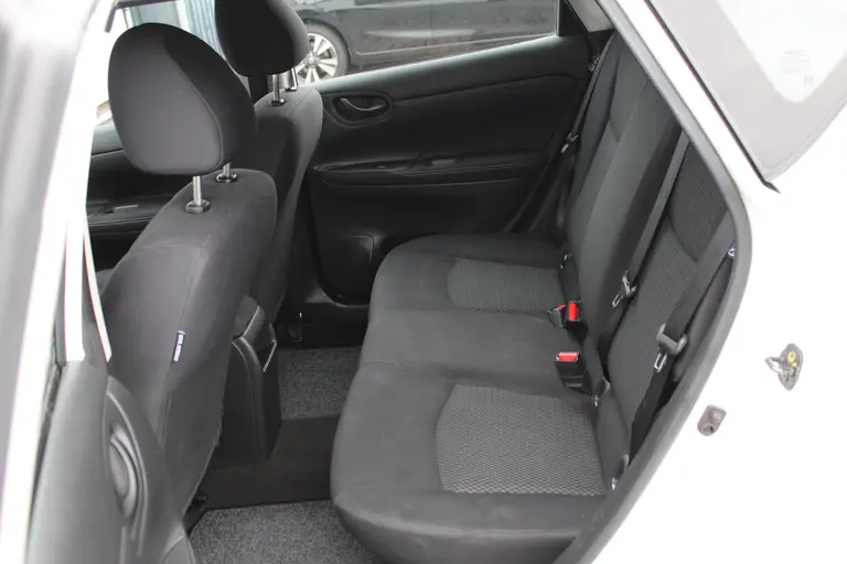 Nissan Pulsar 1.2 DIG-T Visia, Cruise Control en Bluetooth. afbeelding 6