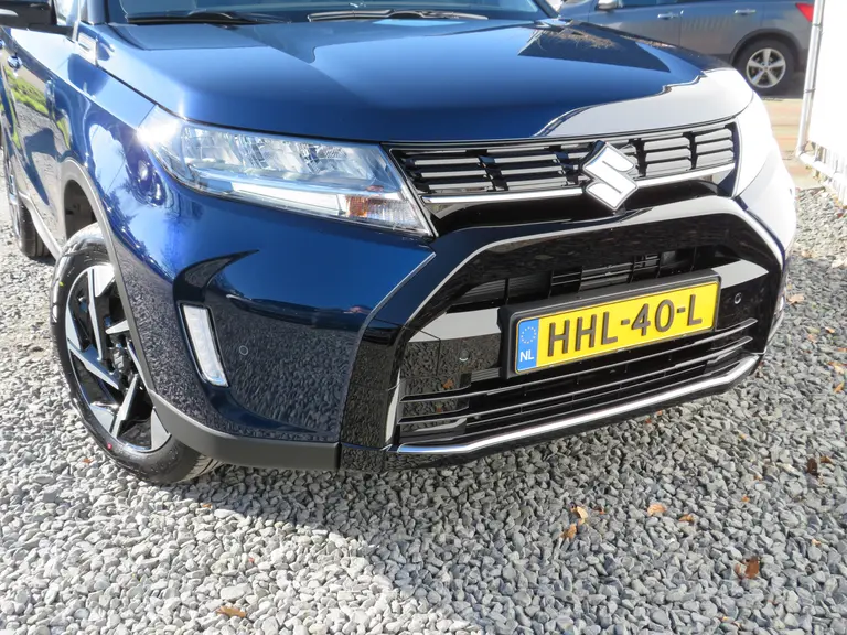 Suzuki Vitara 1.5 Hybrid Style, Automaat, NIEUW MODEL, Draadloos carplay, Parkeersensoren en 6 jaar Garantie! afbeelding 32