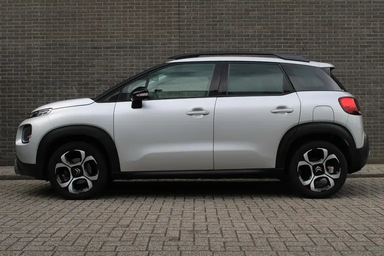 Citroën C3 Aircross 1.2 PureTech S&S Shine Automaat, Cruise control, Applecarpl./Andr. Auto, Airco afbeelding 2