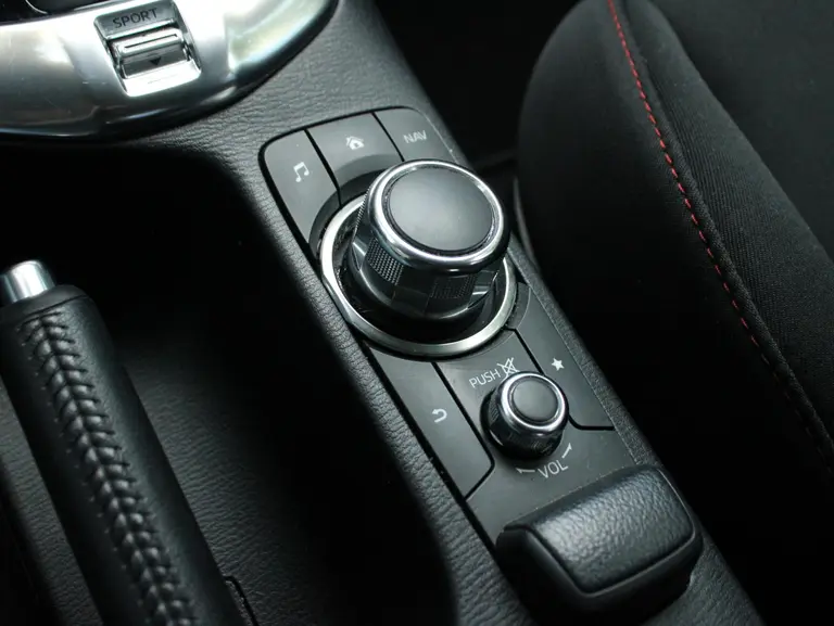 Mazda 2 1.5 Skyactiv-G GT-M afbeelding 20