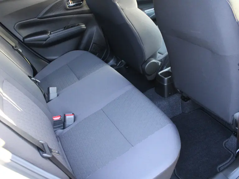 Suzuki Swift 1.2 Style 85PK Smart Hybrid CVT Automaat Two-Tone dak, Climate Control, Navigatie, Lichtmetalen velgen, Zwarte Wielkast randen afbeelding 37