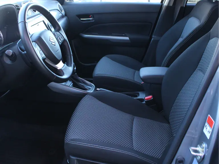 Suzuki Vitara 1.5 Hybrid Select AllGrip Automaat Multimediasysteem, Cruise control adaptief, Climate control, Parkeercamera, Stoelverwarming afbeelding 8