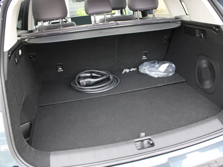 Leapmotor C10 REEV Design 28.4 kWh Camera systeem rondom, Stoelverwarming/koeling, Panoramadak, Navigatie afbeelding 35