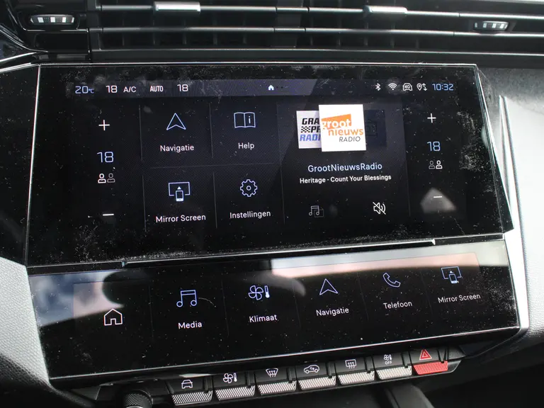 Peugeot 308 SW 1.2 PureTech 130PK Allure Adaptieve Cruis Control, Navigatie, Getinte Ramen afbeelding 21