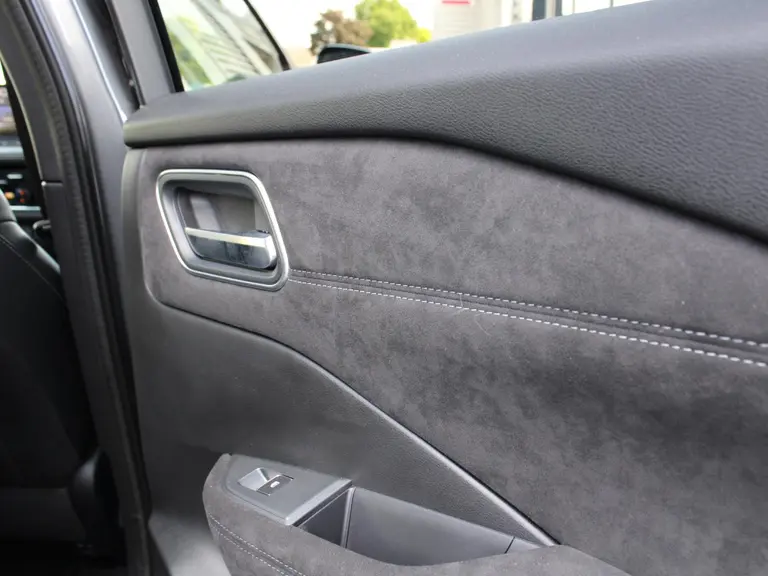 Nissan QASHQAI Tekna Plus 1.3 MHEV 158PK Xtronic Automaat Navigatie, Rondomzichtcamera, Keyless, Stoel, Stuur en Voorruitverwarming, Massage, Elektrische Klep, Leder-Alcantara afbeelding 48