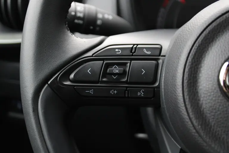 Toyota Aygo X 1.0 VVT-i MT Pulse Achteruitrijcamera, Cruise Control Adaptief, Airco Automatisch, DAB Radio afbeelding 28