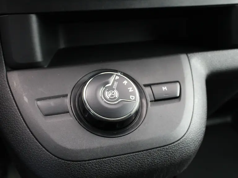 Peugeot Expert 2.0 BlueHDI 145PK EAT8 Automaat Standard Asphalt Navigatie, Trekhaak, Achteruitrijcamera, Parkeersensor Achter, Climate Control, Cruise Control, Lederen Bekleding afbeelding 30