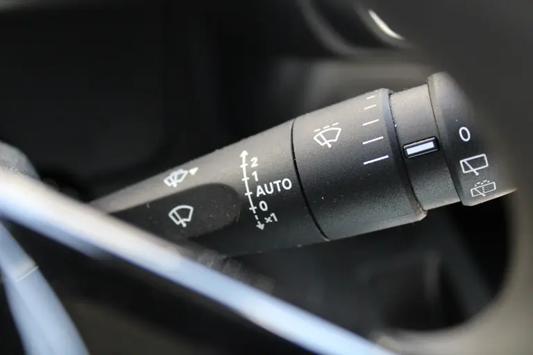 Peugeot Partner 1.5 BlueHDi 100PK S&S L1 Navigatie, Achteruitrijcamera, Trekhaak, Dab, Bluetooth, Parkeersensoren voor & achter afbeelding 22