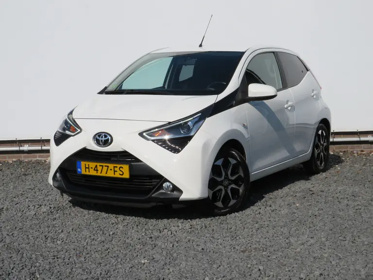 Toyota Aygo 1.0 VVT-i x-joy 1e Eigenaar, Dealer onderhouden, Achteruitrijcamera en LM-Velgen afbeelding 27