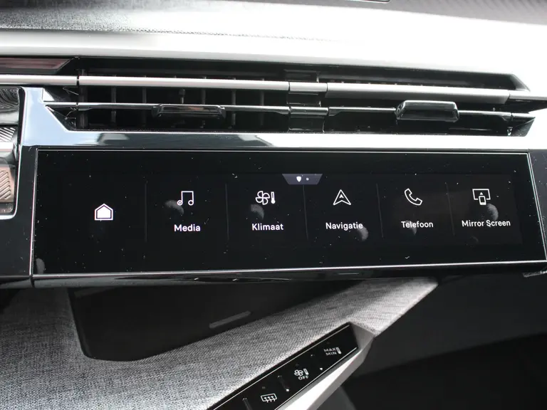 Peugeot 3008 Allure 1.2 Hybrid 136PK e-DCS6 Automaat Navigatie, Rondomzichtcamera, Stoel & Stuurwielverwarming, Keyless, Draadloze Telefoonlader afbeelding 32