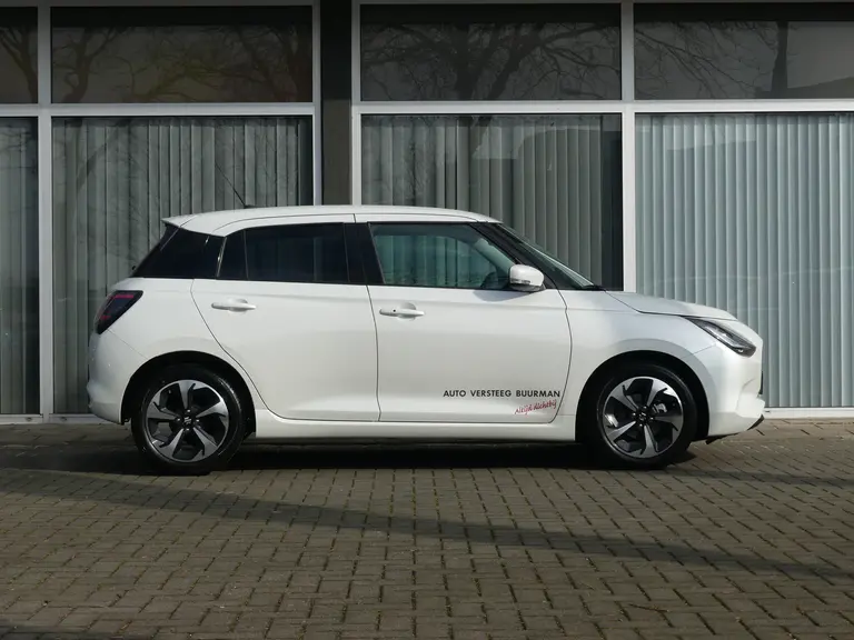 Suzuki Swift 1.2 Style Smart Hybrid 6 jaar fabrieksgarantie! Automaat! afbeelding 2