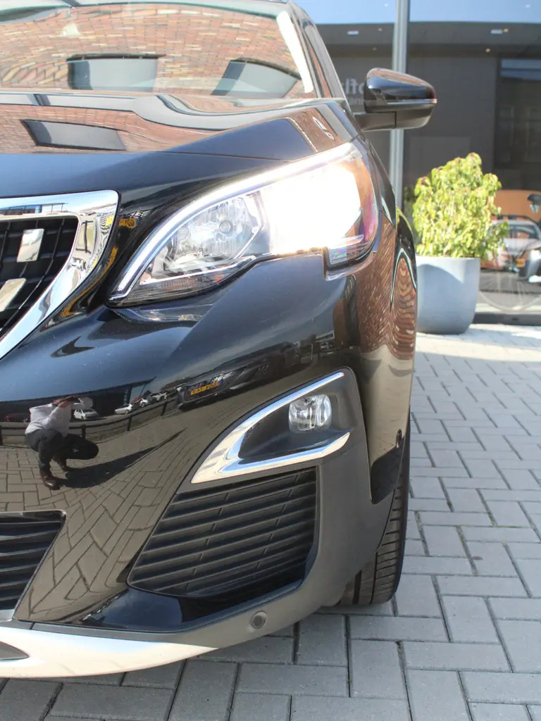 Peugeot 3008 1.2 PureTech 130PK Première Lederen bekleding, Stoelverwarming voor, Navigatie en Elektrische Achterklep afbeelding 5