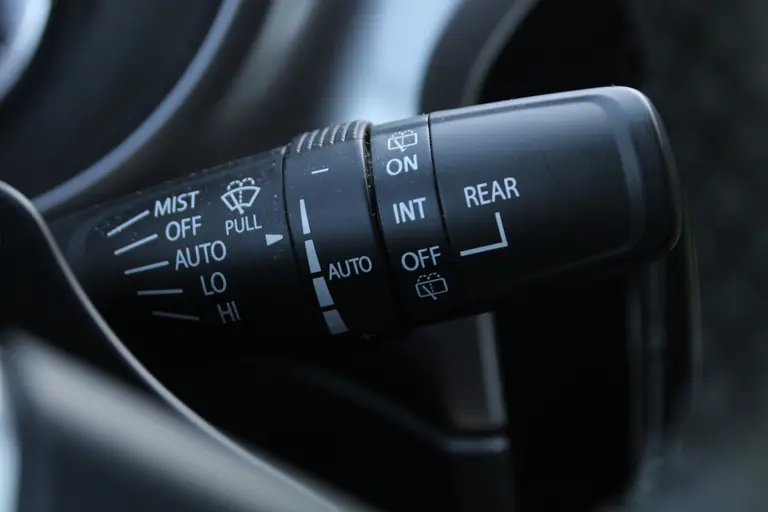Suzuki Vitara 1.5 Hybrid 115PK Select AllGrip Automaat Adaptieve Cruise Control, Stoelverwarming, Achteruitrijcamera, Dodehoek Detector afbeelding 31
