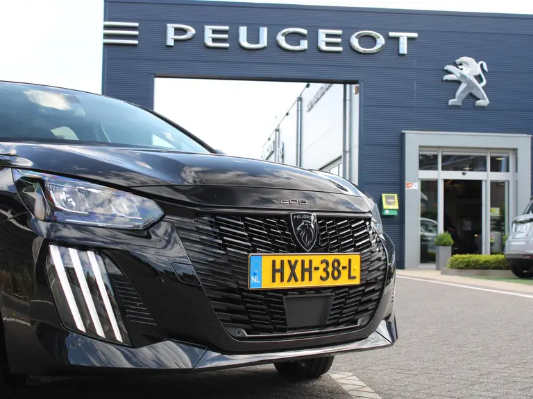 Peugeot 208 Allure 1.2 Hybrid 100PK e-DCS6 Automaat Navigatie, Achteruitrijcamera, Stoelverwarming, Adaptieve Cruise Control afbeelding 3