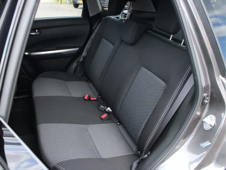 Suzuki Vitara 1.4 Boosterjet Select Smart Hybrid Adaptieve Cruise en Climate Control, Carplay/Android Auto Draadloos afbeelding 7