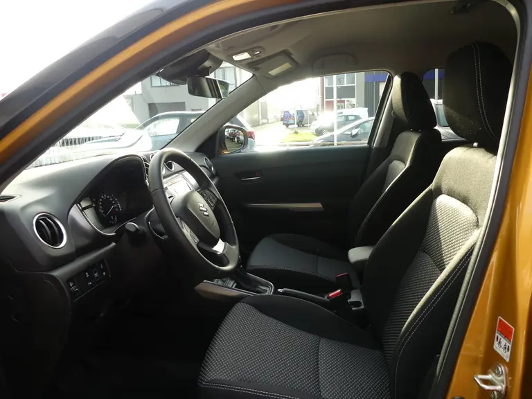 Suzuki Vitara 1.5 Hybrid Select, Automaat, NIEUW, 6 jaar GARANTIE! Navigatie, Achteruitrijcamera afbeelding 9