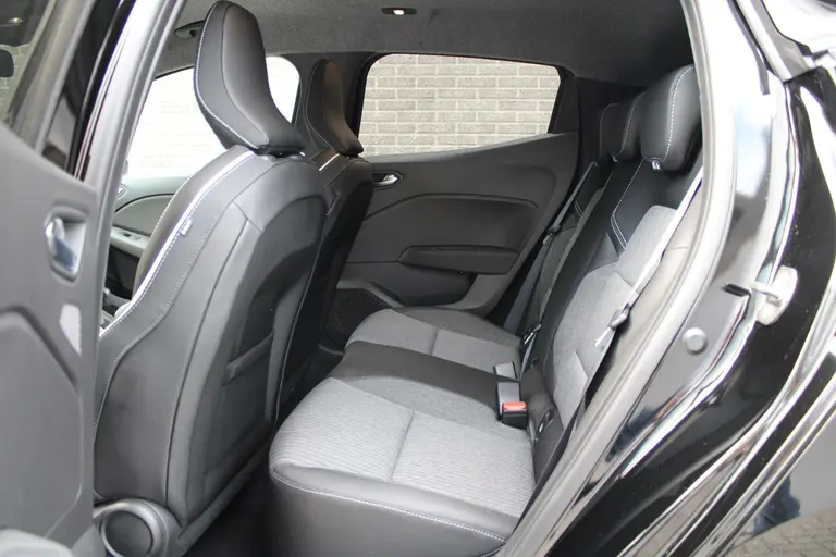 Mitsubishi Colt 1.0T MT First Edition Cruise/Climate control, Navigatie, Camera, Parkeersensoren v+a, 17"LM Velgen, afbeelding 12