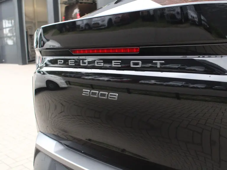 Peugeot 3008 1.2 Hybrid 136 Allure Automaat afbeelding 12