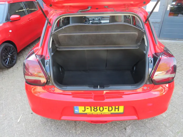 Suzuki Swift 1.2 Comfort Smart Hybrid, Dealer onderhouden, Alcantara bekleding en Dakspoiler afbeelding 10